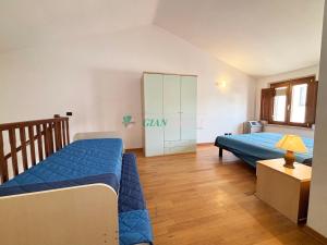 Ένα ή περισσότερα κρεβάτια σε δωμάτιο στο Palme +28 φωτογραφίες