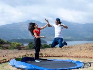 入住The Hosteller Bhandardara的客人