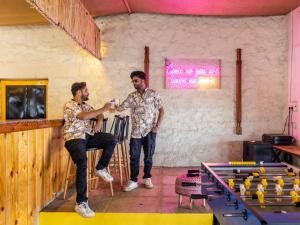 入住The Hosteller Bhandardara的客人