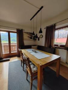 Фотография из галереи Ferienwohnung Haus Germania в Бриксен-им-Тале +5 фотографий