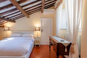 Posteľ alebo postele v izbe v ubytovaní Luxury Apartment Pantheon