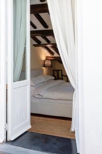 Posteľ alebo postele v izbe v ubytovaní Luxury Apartment Pantheon