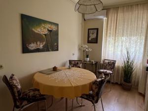 Posezení v ubytování R&R Apartmant Konjarnik