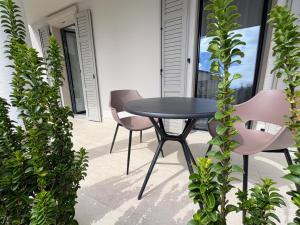 En balkon eller terrasse på Villa Sembenini Suite with terrace