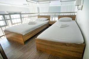 Gallery image of Aria Loft Apartment by the sea in Polykhrono