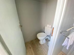 Bagno di Hôtel L'Oustalet