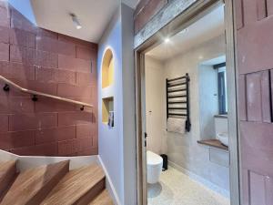 Vannituba majutusasutuses Quad Corner with beautiful views