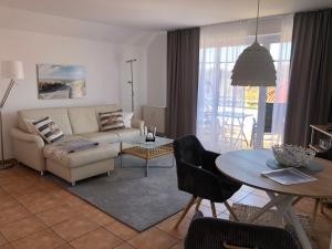 Ein Sitzbereich in der Unterkunft Friedensstraße 43 Wohnung 7