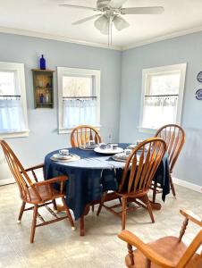 Gambar di galeri bagi Cozy Capen Cottage di Eastport
