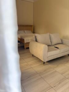 Fotografie z fotogalerie ubytování Kisaasi Studio Luxe v destinaci Kampala