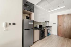Gallery image ng VayK - Stylish Studio with Pool View in Silicon Oasis sa Dubai