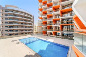 Gallery image ng VayK - Stylish Studio with Pool View in Silicon Oasis sa Dubai