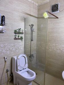 Ένα μπάνιο στο Ladies sharing Room beside Dubai station