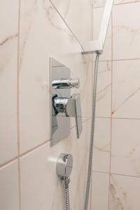 Un baño de L & S Apartmani