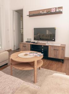 Una cocina o zona de cocina en L & S Apartmani