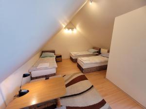 Postel nebo postele na pokoji v ubytování Boja Rewal