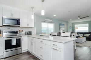 Kuchyň nebo kuchyňský kout v ubytování Wish Granted by Bryant Real Estate