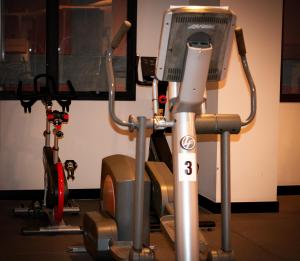 Fitness centrum a/nebo fitness zařízení v ubytování EZ Moema Hotel