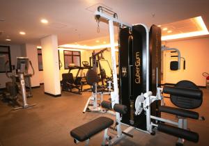 Fitness centrum a/nebo fitness zařízení v ubytování EZ Moema Hotel