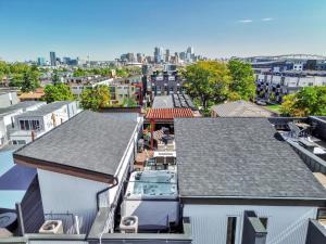 Foto dalla galleria di Bright & Modern Townhome Near Empower Field! a Denver