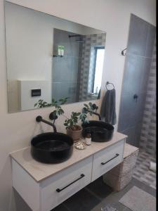 Φωτογραφία από το άλμπουμ του White Feather Wellness Spa and Guest Rooms Yzerfontein σε Yzerfontein +21 φωτογραφίες