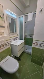 Ένα μπάνιο στο Apartman Moris +27 φωτογραφίες