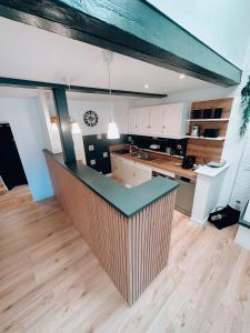 Kuchyň nebo kuchyňský kout v ubytování Duplex de Charme en Provence, Vue Imprenable