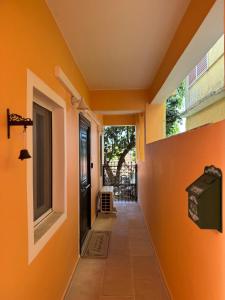 Billede fra billedgalleriet på Carmen ground floor Apartment with terrace - Lakones i Lákones + 13 billeder