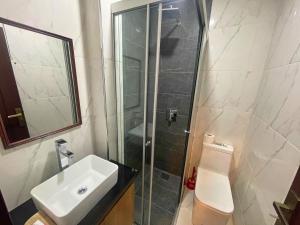 Koupelna v ubytování MONOAMBIENTES RESIDENCIALES en TARIJA