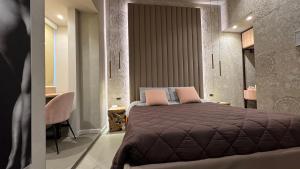Posteľ alebo postele v izbe v ubytovaní Tropicana Room