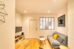 TV a/nebo společenská místnost v ubytování ღ Victor Hugo - 1ch - Central - Lyon & Gare Tassin