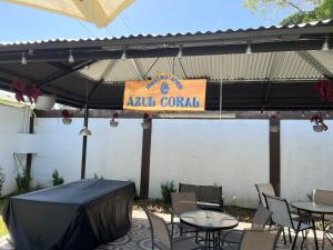 Restoran või mõni muu söögikoht majutusasutuses Hotel Azul Coral