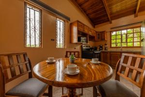 Příslušenství pro přípravu čaje a kávy v ubytování Country house with unique views