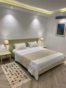 Легло или легла в стая в Suite d'Hôtel vue sur mer