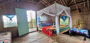 Kép Lava view Bungalows szállásáról Isaka városában a galériában Még 15 kép