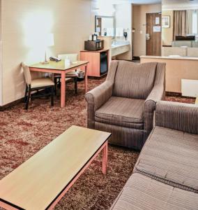 Posezení v ubytování Crystal Inn Hotel & Suites - Midvalley