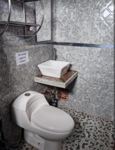 Et badeværelse på Las Margaritas Apart Rent