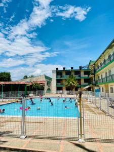 Bazén v ubytování Club Vacacional COPEN nebo v jeho okolí