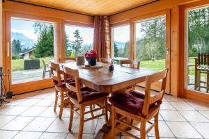 Fotografie z fotogalerie ubytování Chalet La Renarde v destinaci Villars-sur-Ollon