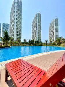 STAR BAY Residence - FREE Laundry - 400m to Sokha Beach内部或周边的泳池