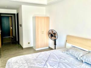 STAR BAY Residence - FREE Laundry - 400m to Sokha Beach客房内的一张或多张床位