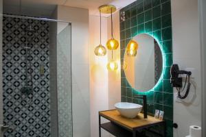 Koupelna v ubytování Hotel Pepo + 37 fotografií