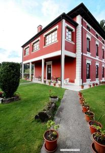 Gallery image of Hotel Casa de Indianos Don Tomás in Nueva de Llanes