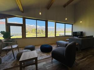Nespecifikovaný výhled na hory nebo výhled na hory při pohledu z aparthotelu + 37 fotografií