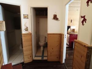 Fotografia z galérie ubytovania Résidence Loubatiere - Superbe appartement type chalet 4 à 6 personnes proches des pistes MAE-8364 v destinácii Montgenèvre