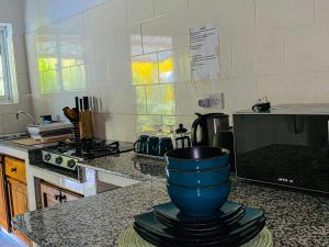 Kuchyň nebo kuchyňský kout v ubytování Anse Norwa Self Catering + 12 fotografií