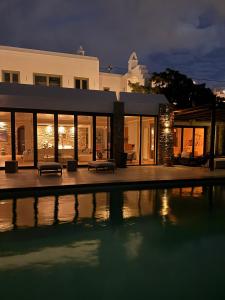 Budova, kde se vila nachází