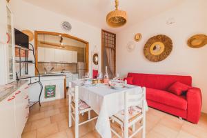 Kuchyň nebo kuchyňský kout v ubytování ALL INCLUSIVE - Marelì Apartment by Diddoi