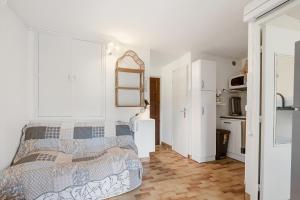 Una cocina o cocineta en L'Agathoise - Proche de la Plage