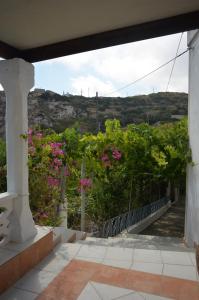 Galeriebild der Unterkunft La Villa di Zazopetra in Menetaí